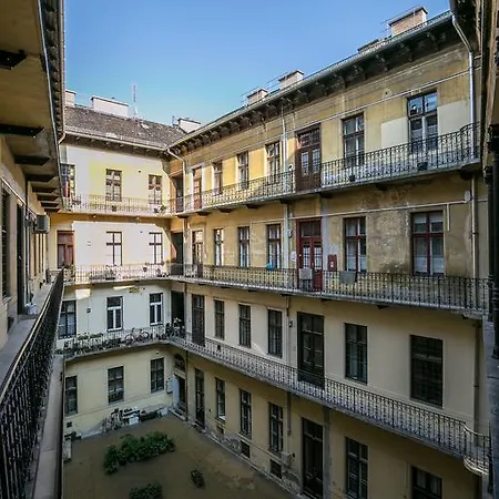 Budapest'S Soho Apartment Apartment